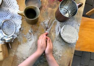 Mehr über den Artikel erfahren Sandküche für Kinder ab 1,5 Jahren 14.-16. Juli